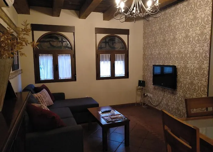 Apartamentos La Casa Del Grial